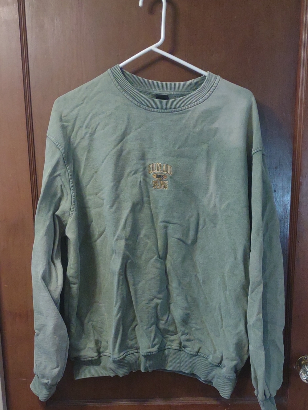 Urban Outfitters Colorado Springs Size Lg Retro Sweatshirt Crewneck Granola Girl